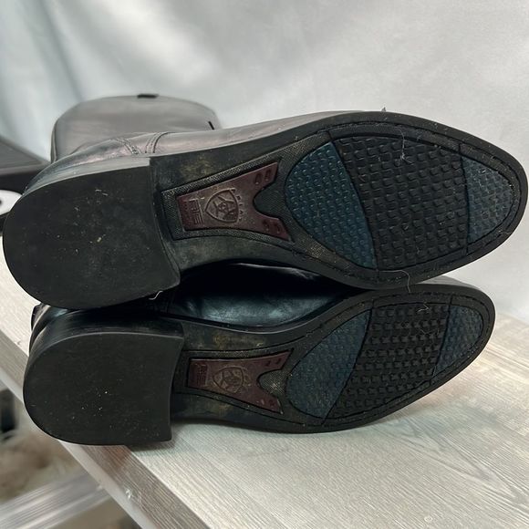 Ariat Black Leather Pull on riding Boots. Size 7 style 77501.  Genuine leather. - Picture 10 of 16